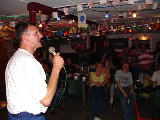 2006HWK 139.jpg